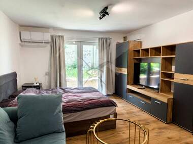 For sale - Apartment in Kiuchuk Parij,  Plovdiv