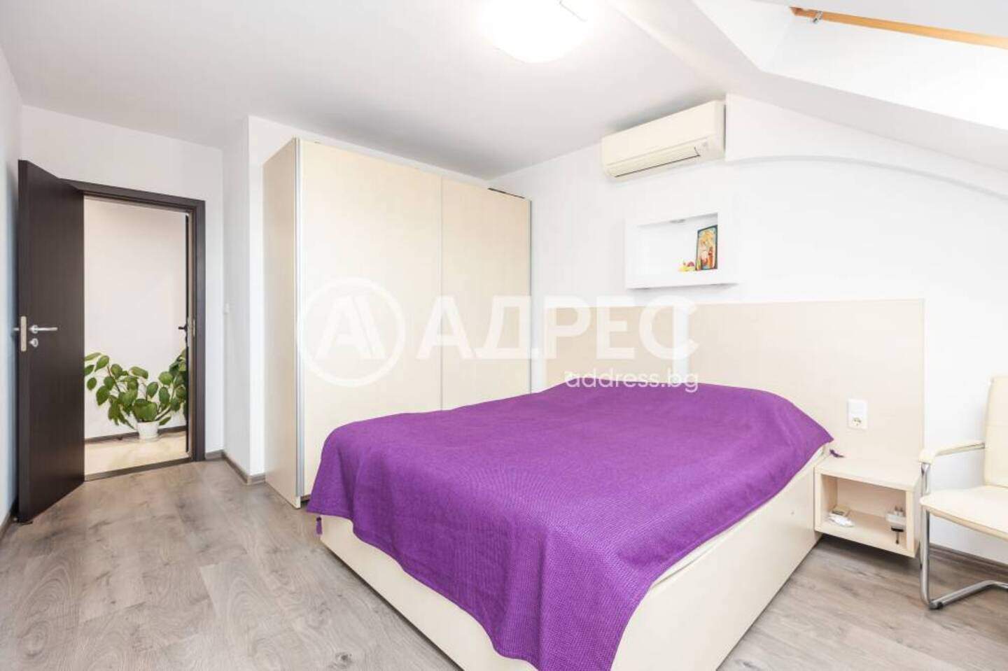 Cu trei camere Apartament în Kolhozen pazar, Varna – fotografia 4