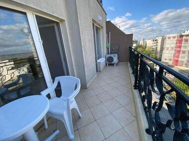 Închiriere - Apartament în Zornița,  Burgas