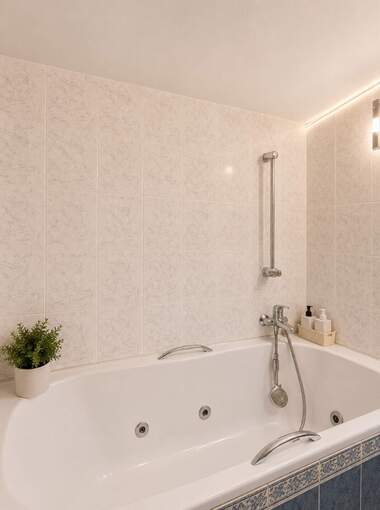 For sale - Floor of a house in Center,  Ruse