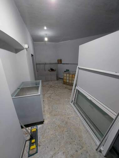Verkauf - Laden in Kooperatiwen  pazar,  Targowishte