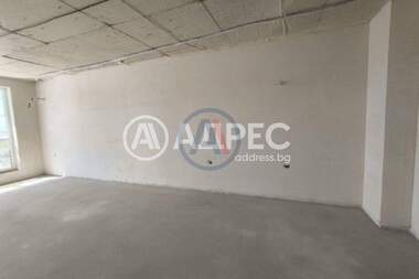 Vânzare - Apartament în Kaîsieva gradina,  Varna