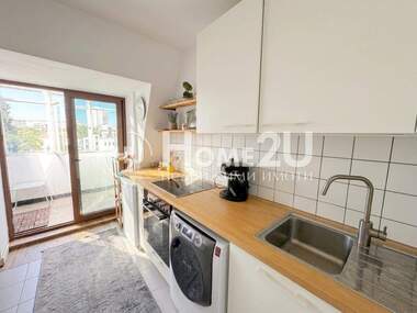 Miete - Wohnung in Zentar,  Burgas