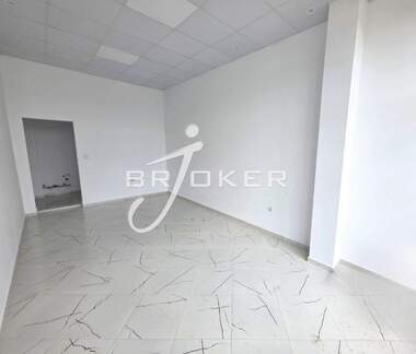 Miete - Büro in Zentar,  Kardjali