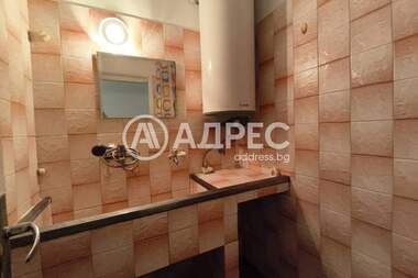 Închiriere - Apartament în Văzrajdane 1,  Varna