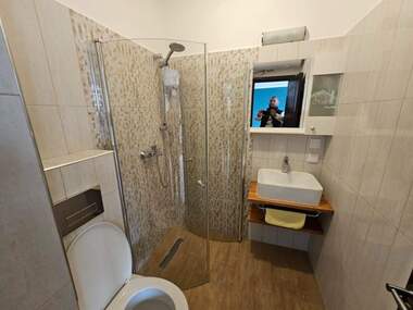 Închiriere - Apartament în Mladejki hălm,  Plovdiv