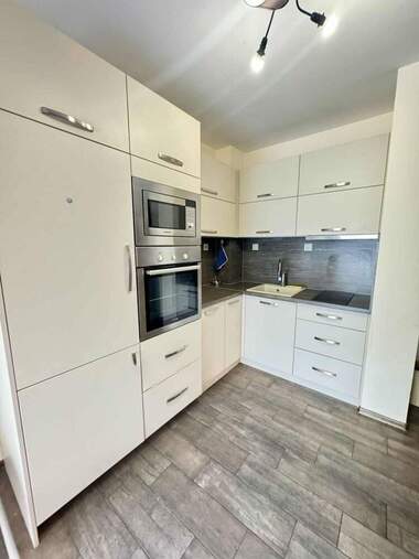 For sale - Apartment in Iujen,  Plovdiv