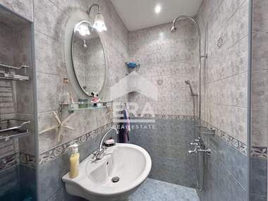 Închiriere - Apartament în Center,  Sofia