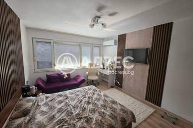 For sale - Apartment in Zlaten rog,  Iambol