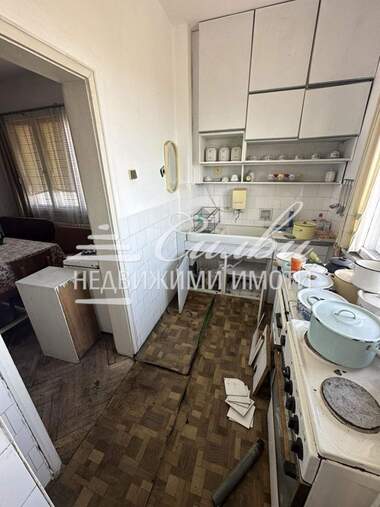 For sale - Apartment in Dobrudjanski,  Shumen