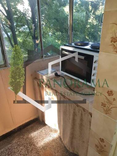 Închiriere - Apartament în Dobrudjanski,  Șumen