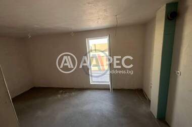 Продажба - Апартамент в Остромила,  Пловдив