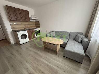 Închiriere - Apartament în Zona B-18,  Sofia