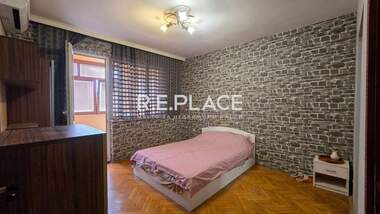 Închiriere - Apartament în Levski,  Varna