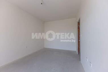 For sale - Apartment in Vazrajdane 2,  Varna