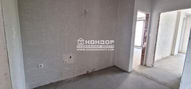 Vânzare - Apartament în Kărșiaka,  Plovdiv