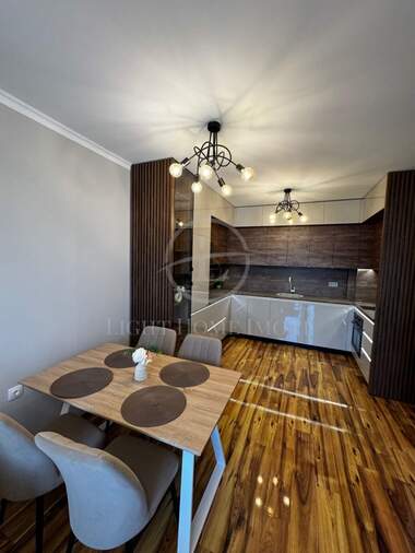 Продажба - Апартамент в Тракия,  Пловдив
