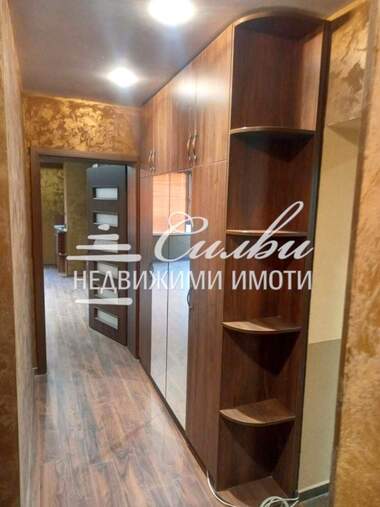 Продажба - Апартамент в Пазара,  Шумен