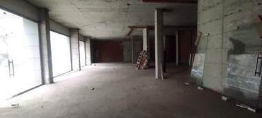 Miete - Laden/Büro/Lager/Schönheitssalon/Gastronomie/Zahnarztbüro in Kütschuk Parij,  Plowdiw