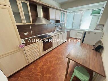 For sale - Apartment in Center,  Razgrad