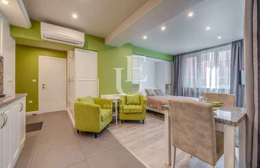 Kira - Apartman olarak Oborishte,  Sofia