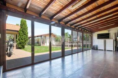 For sale - House in Karadjovo,  Plovdiv