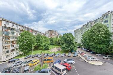 Vânzare - Apartament în Zornița,  Burgas