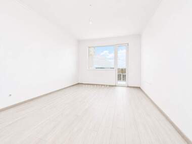 Продажба - Апартамент във Възраждане 3,  Варна