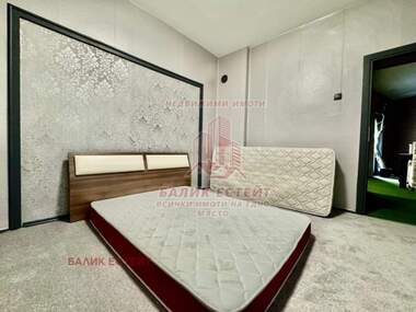 For sale - Floor of a house in Center,  Dobrich