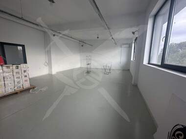 Miete - Büro in Industrialna zona-Sewer,  Plowdiw