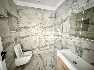 Vânzare - Apartament în Kărșiaka,  Plovdiv