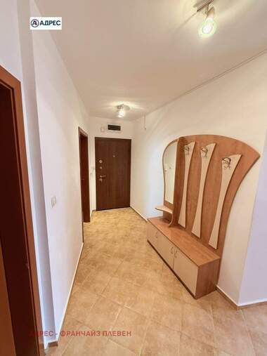 Miete - Wohnung in Ideal City Center,  Pleven