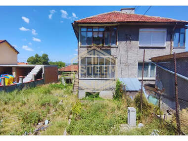 Verkauf - Etage von Haus in Drujba 2,  Ruse