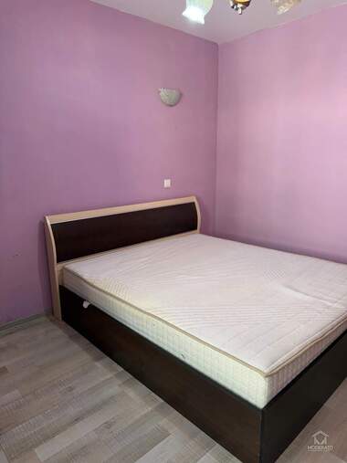 Închiriere - Apartament în Văzrajdane,  Burgas