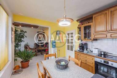Vânzare - Apartament în Center,  Varna
