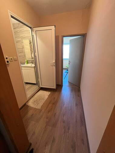 Продажа - Квартира в Устрем,  Пазарџик