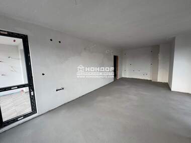 Vânzare - Apartament în Trakia,  Plovdiv