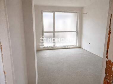 For sale - Apartment in Kiuchuk Parij,  Plovdiv