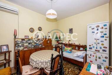 Vânzare - Apartament în Hristo Smirnenski,  Plovdiv