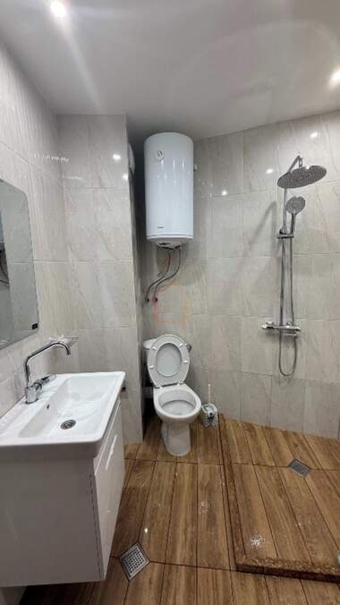 Închiriere - Apartament în Țentăr,  Vrața