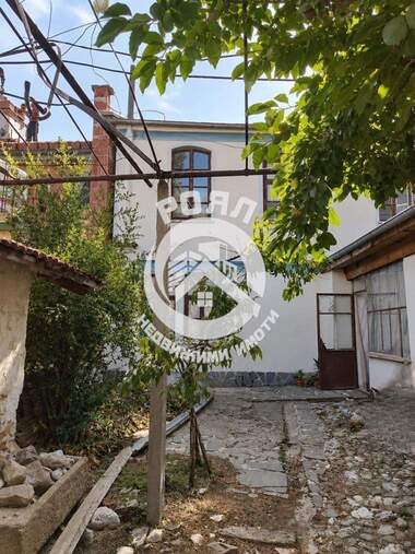 For sale - House in Perushtica,  Plovdiv