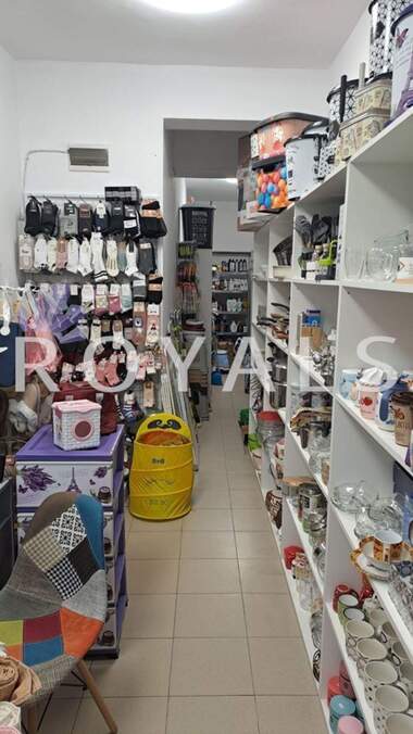 Продажа - Магазин в Конфуто,  Варна
