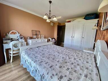 Miete - Wohnung in Lazur,  Burgas