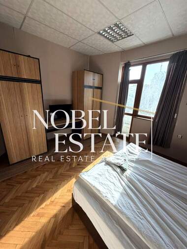 Продажа - Квартира в Център,  Бургас