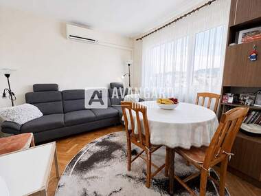 Продажба - Апартамент в Левски,  Варна