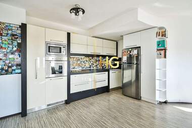 Продажба - Апартамент в Траката,  Варна