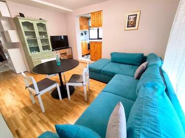 Miete - Wohnung in Wazrajdane,  Burgas