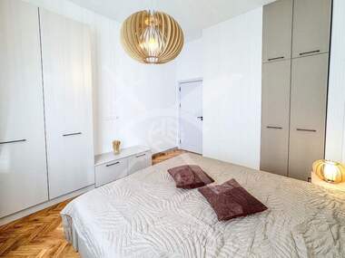 Verkauf - Wohnung in Center,  Sovia