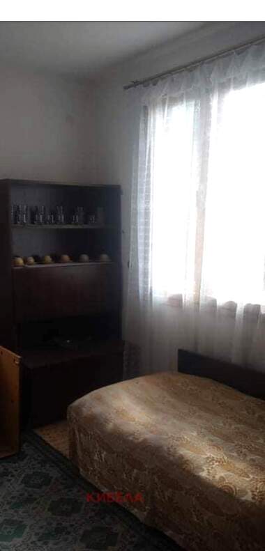 Продажба - Къща в Поцърненци,  Перник
