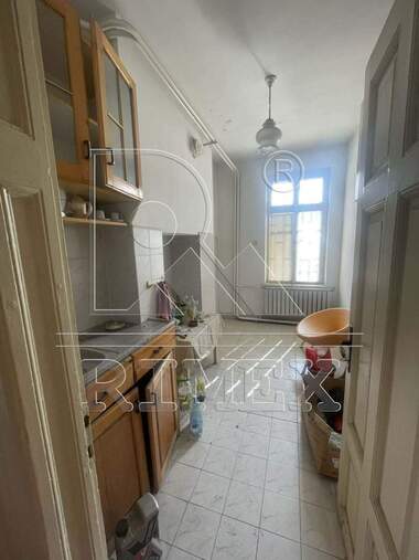 For sale - Floor of a house in Center,  Plovdiv